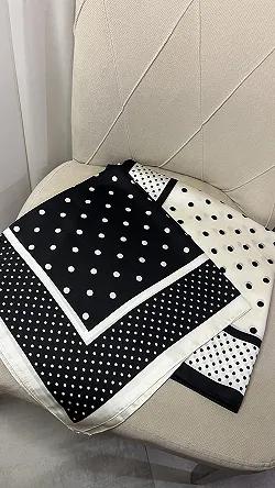 مینی اسکارف خالخالی